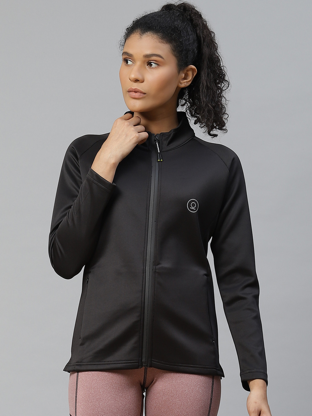 

CHKOKKO Women Black Solid Sporty Jacket
