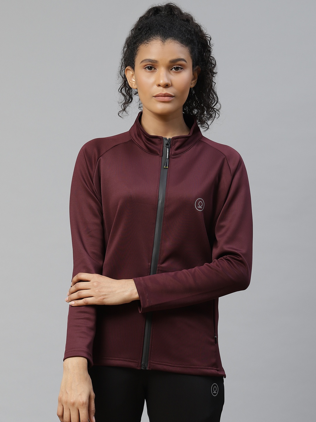 

Chkokko Women Maroon Solid Sporty Jacket