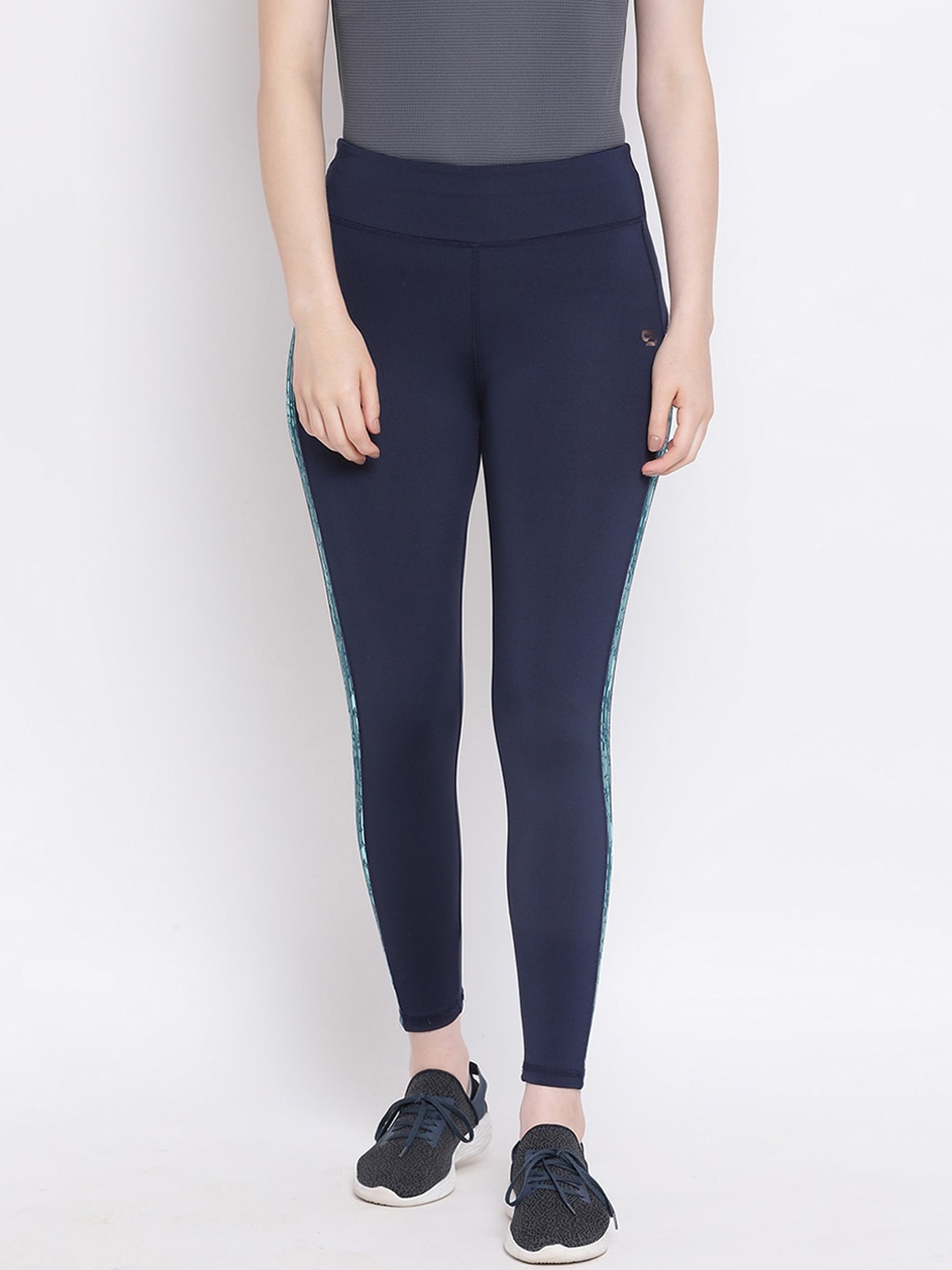 

Spolei Women Navy Blue Solid Tights