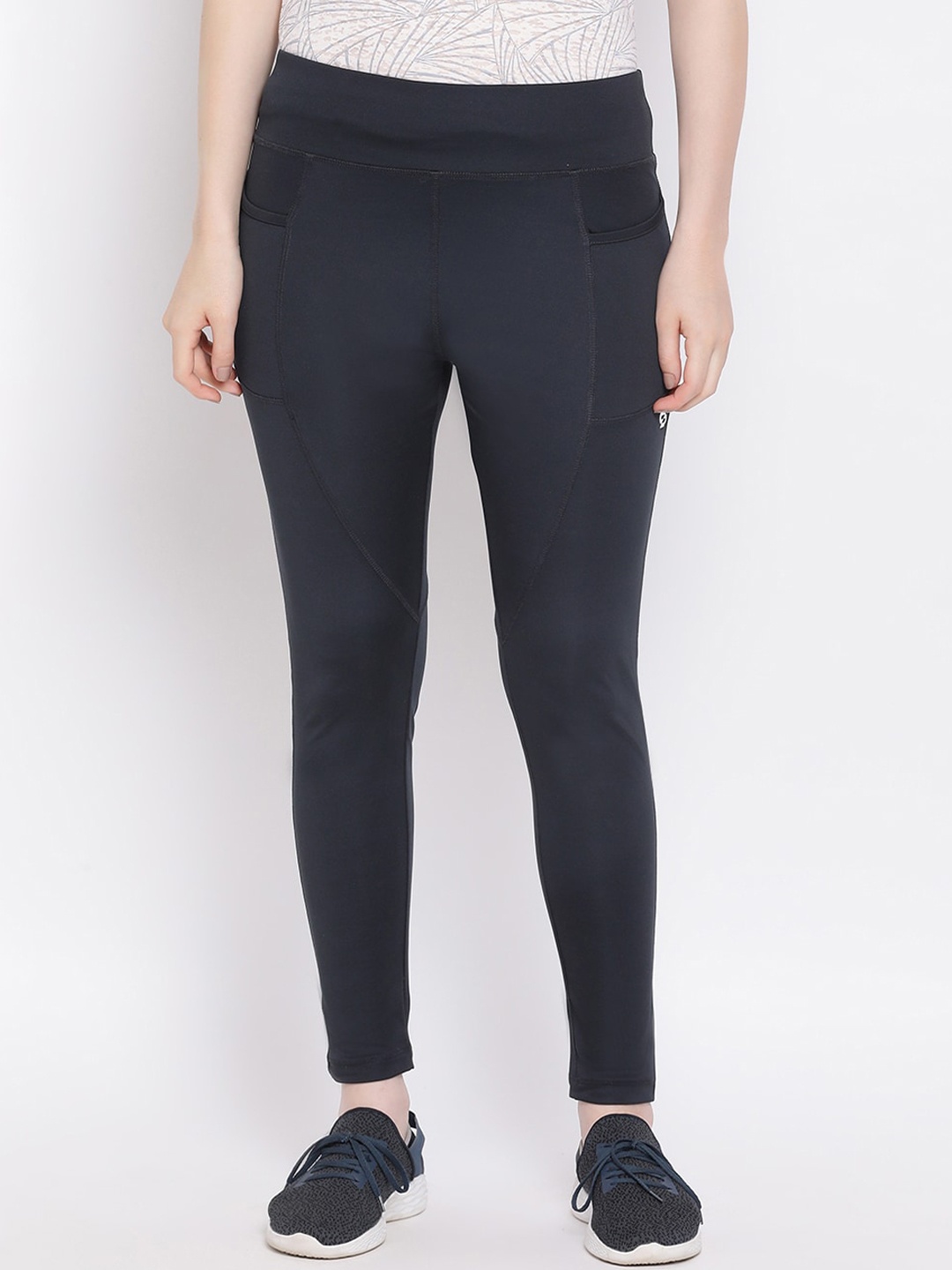 

Spolei Women Grey Solid Ankle-Length Leggings