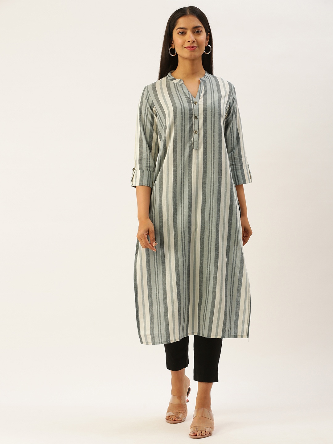 

AMUKTI Women Grey & White Striped Straight Kurta