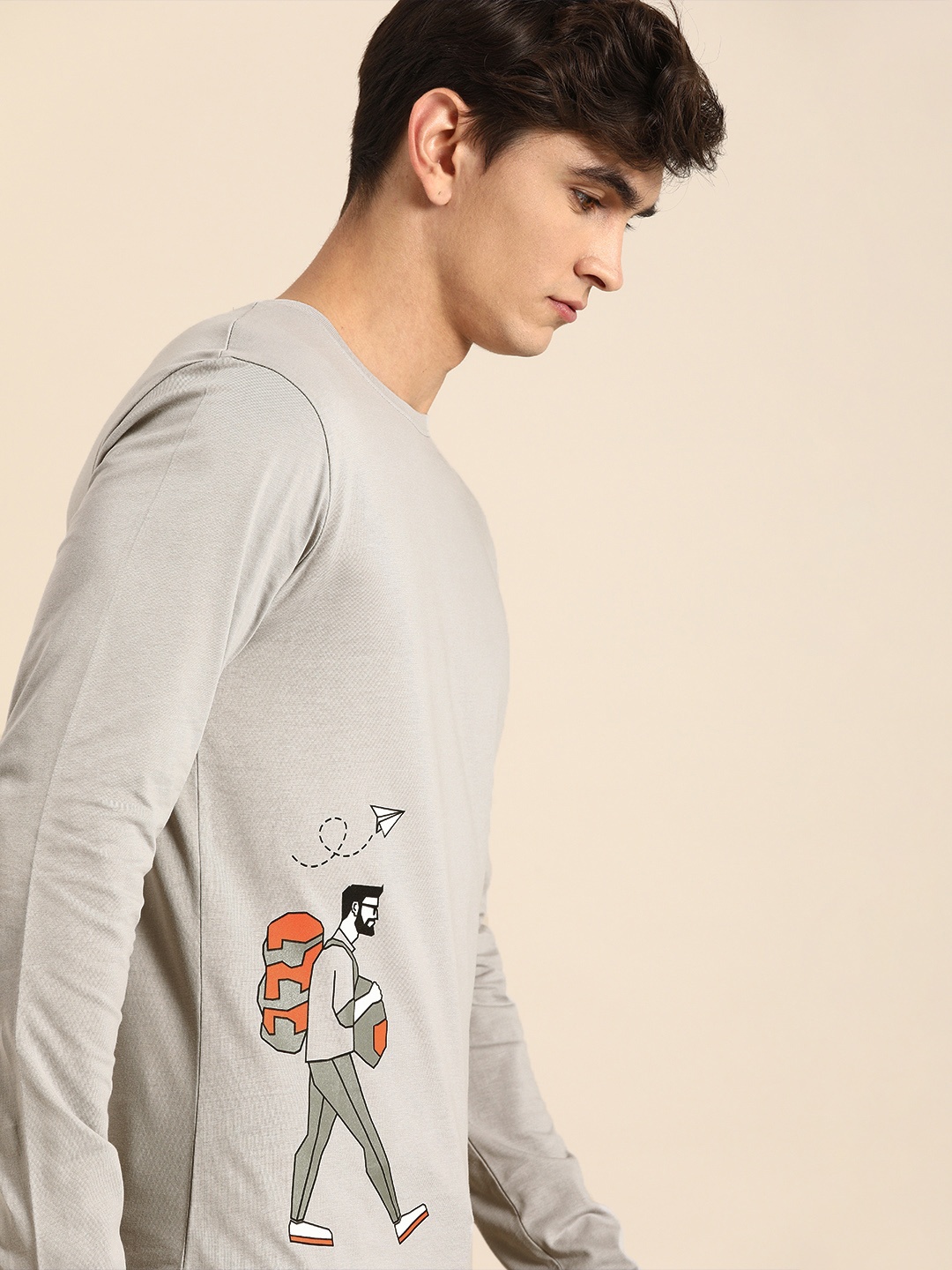 

Bewakoof Men Grey The Traveller Printed Round Neck Pure Cotton T-shirt