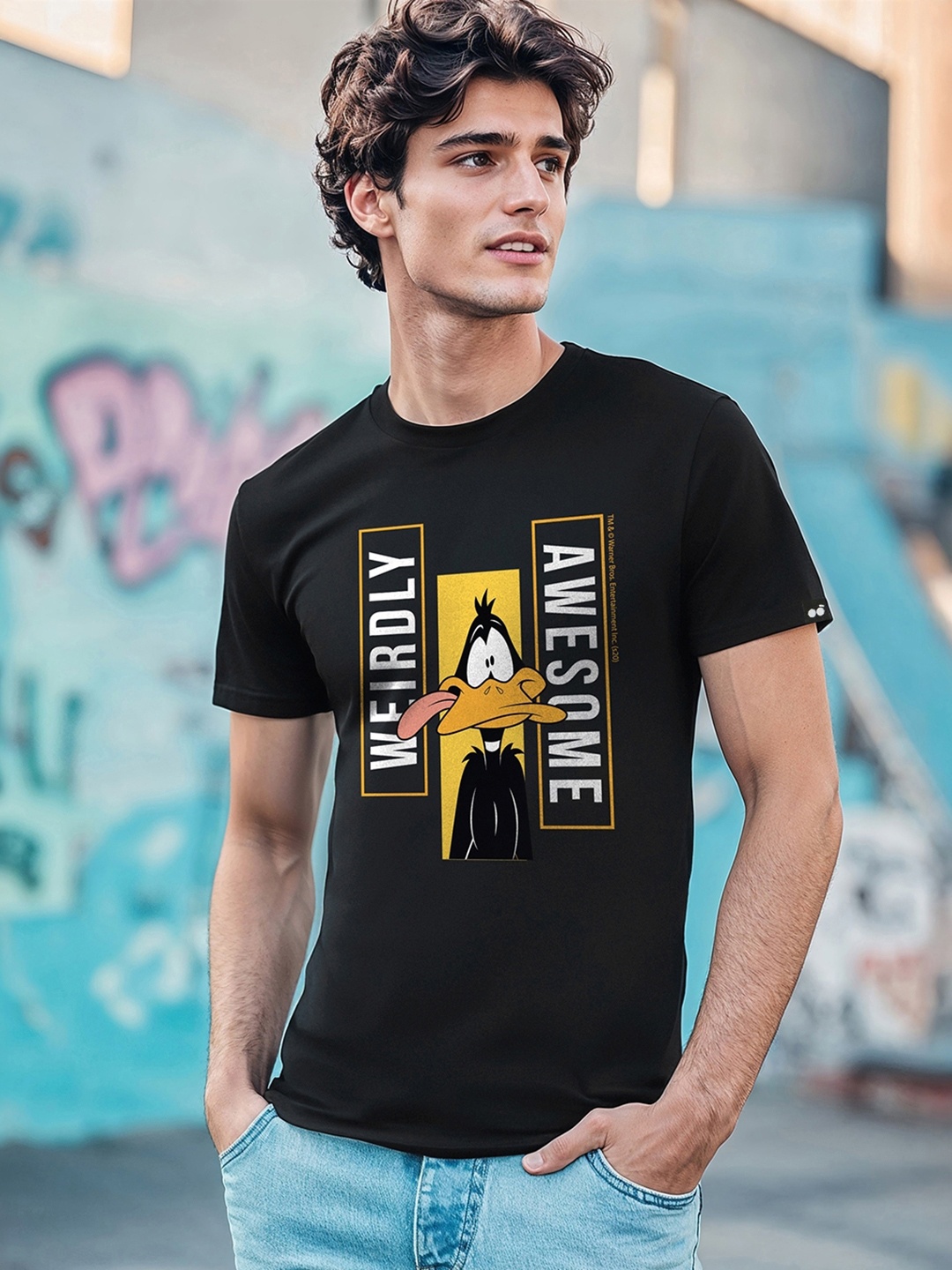 

Bewakoof Official Looney Tunes Merchandise Daffy Awesome Half Sleeve T-Shirt, Black