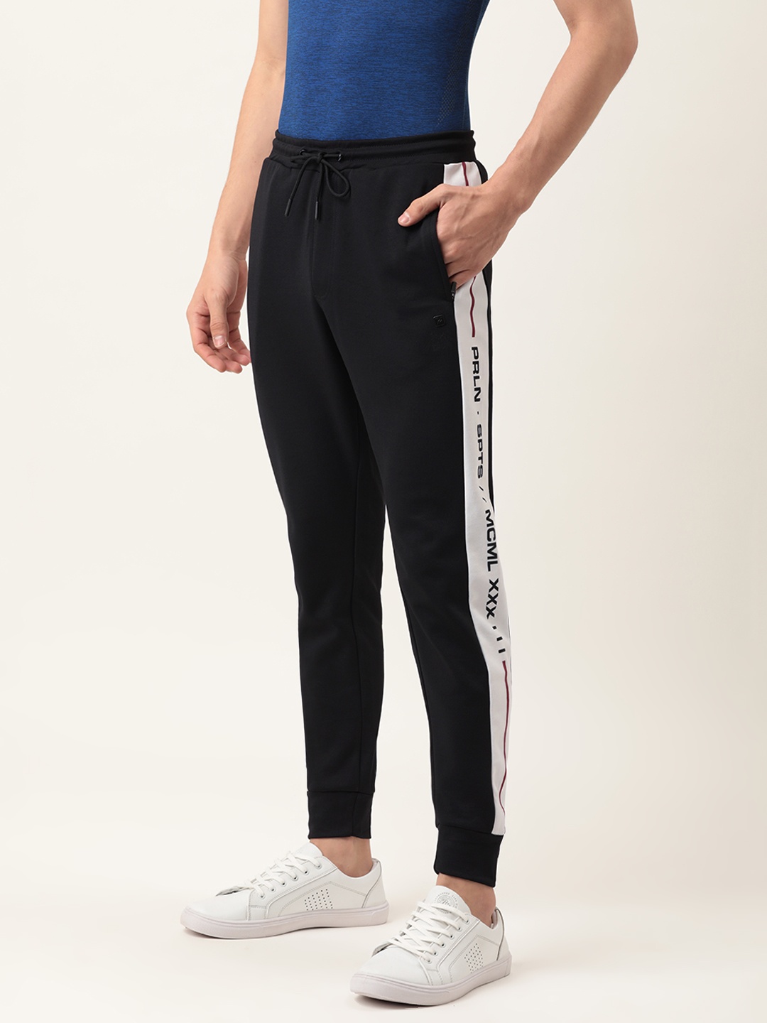 

Proline Active Men Black Solid Joggers with Side Stripes
