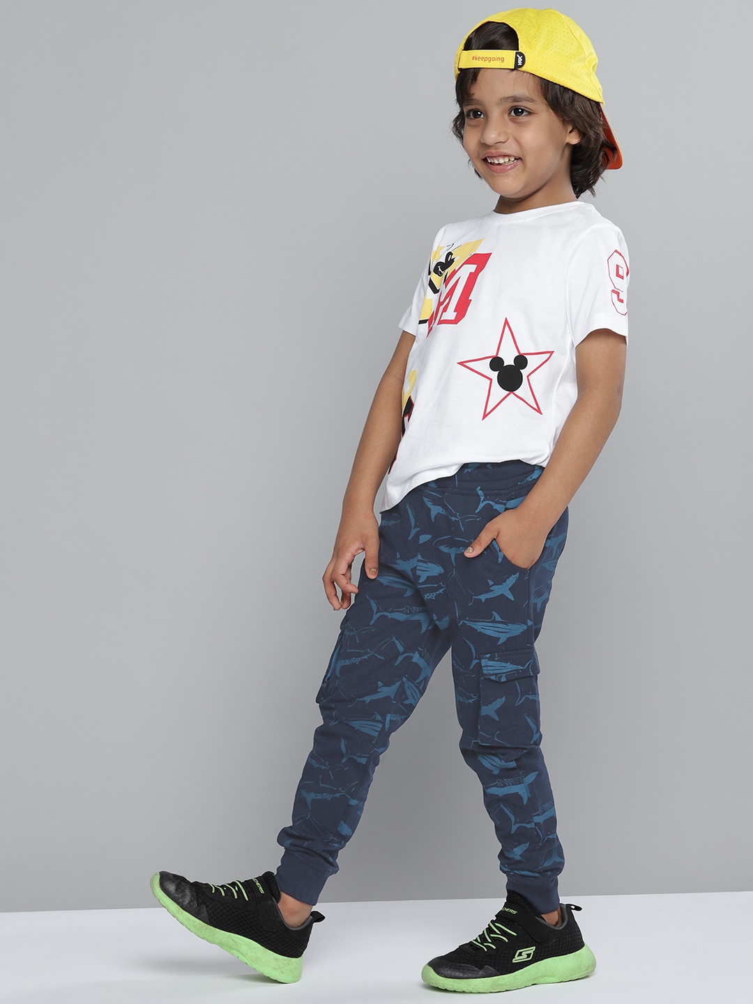 

YK Boys Navy Blue Conversational Printed Cargo Joggers