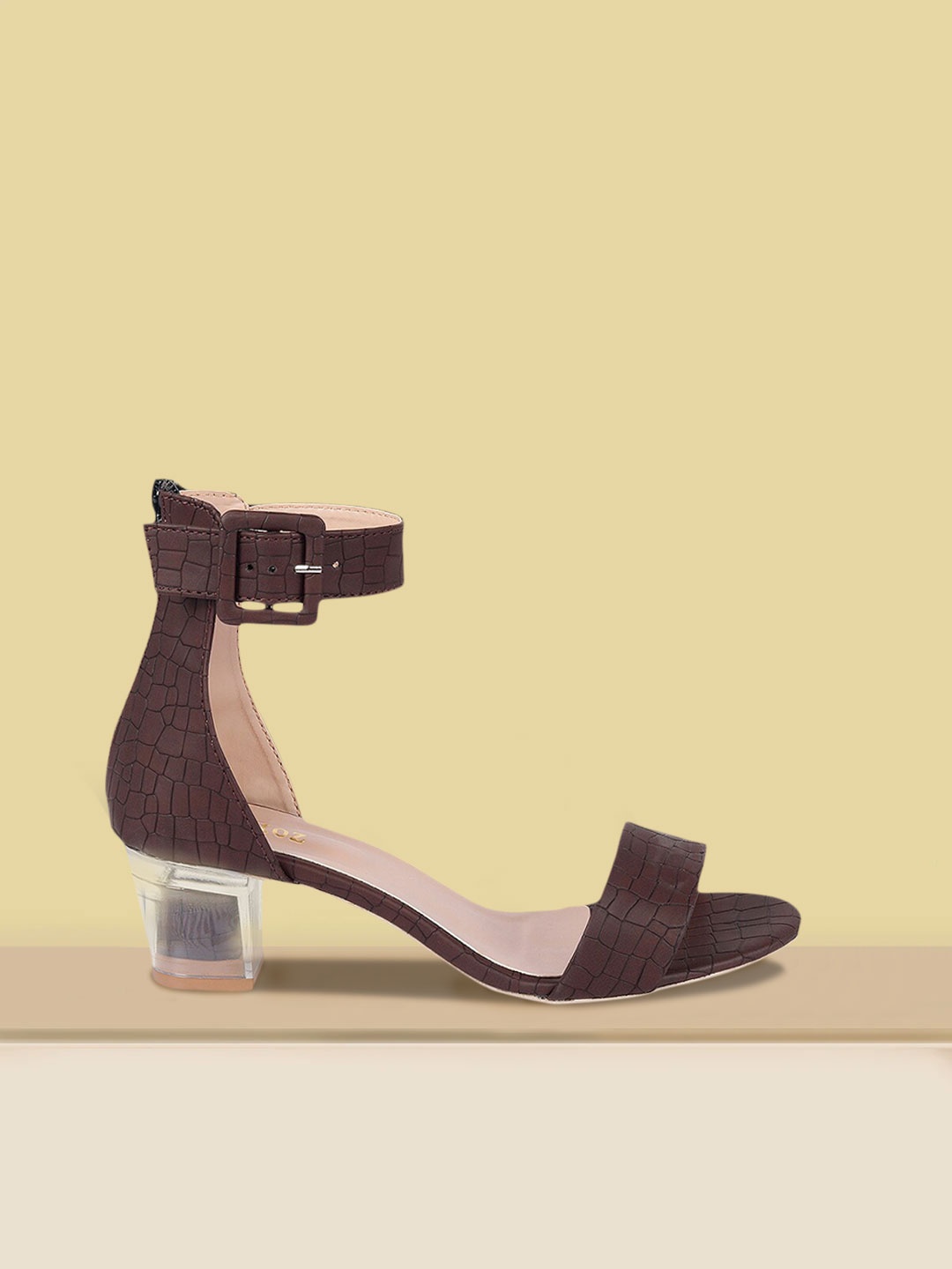 

ZAPATOZ Women Brown Textured Sandals