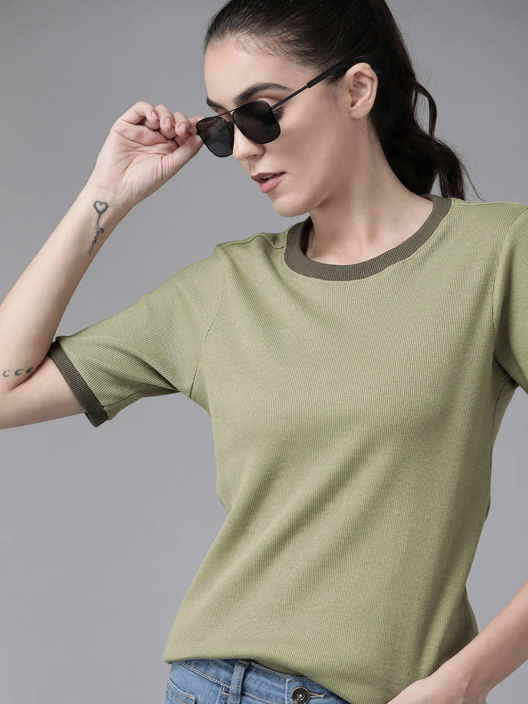 

The Roadster Lifestyle Co Women Olive Green Solid Top