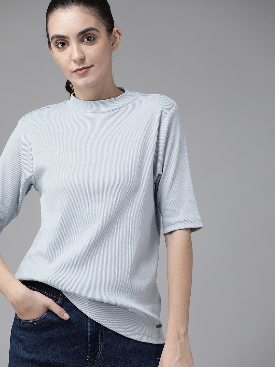 

Roadster Women Blue Solid Top
