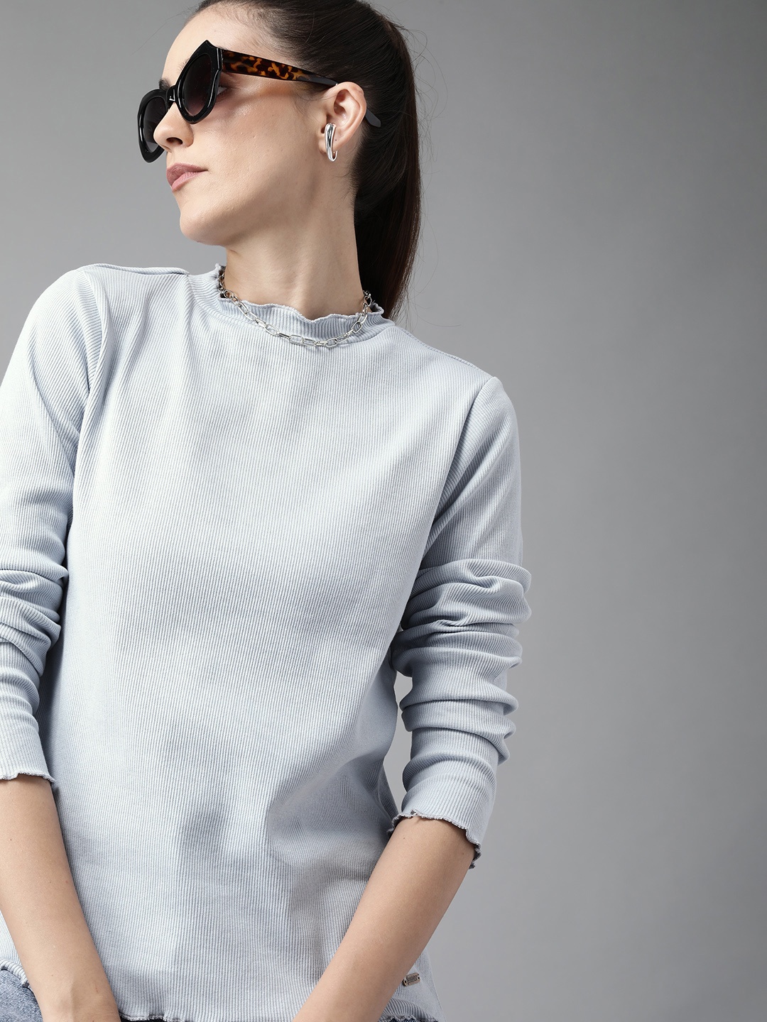

The Roadster Lifestyle Co Blue Ribbed Top with Lettuce Edges