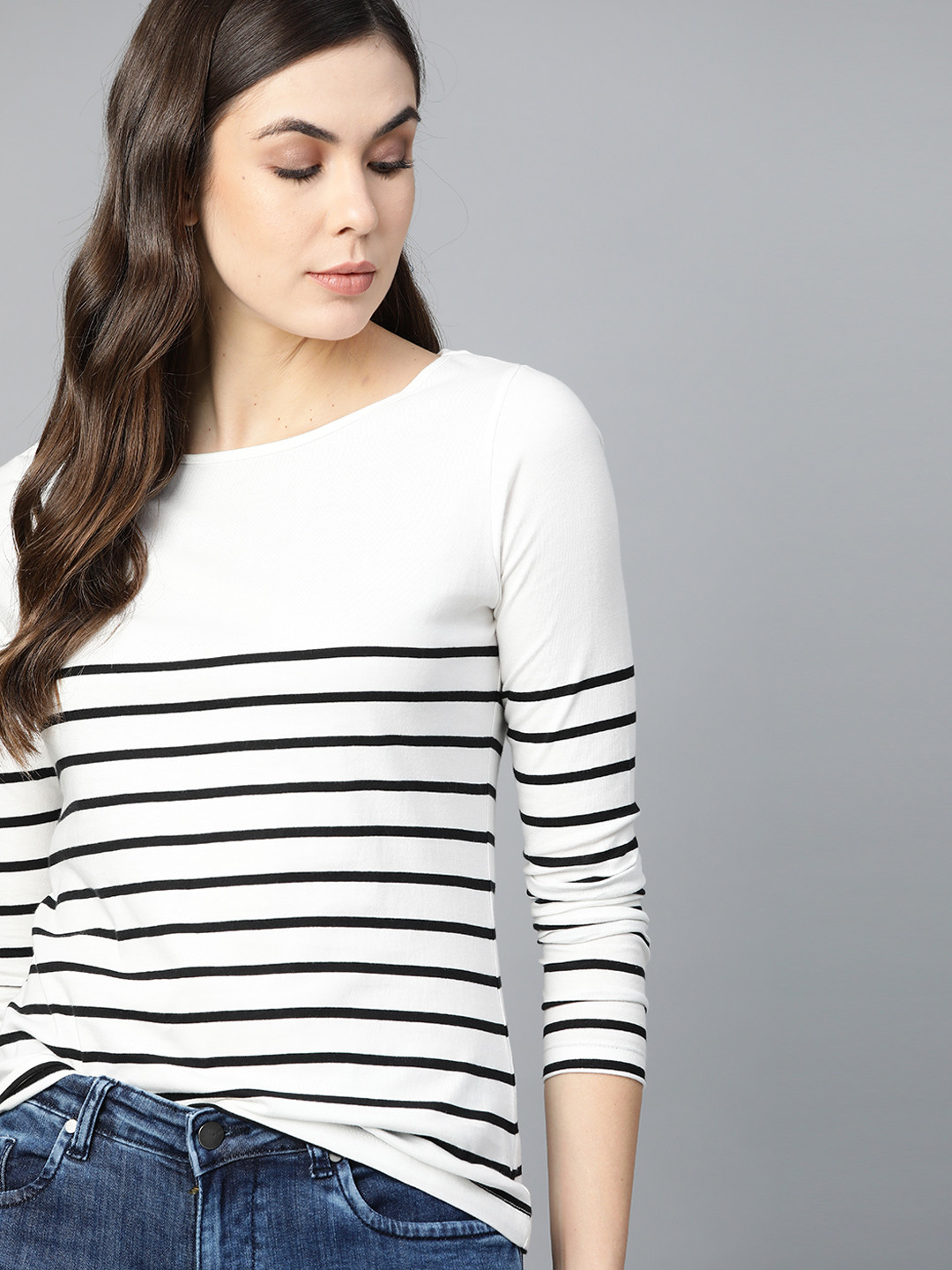 

The Roadster Lifestyle Co White & Black Striped Monochrome Top