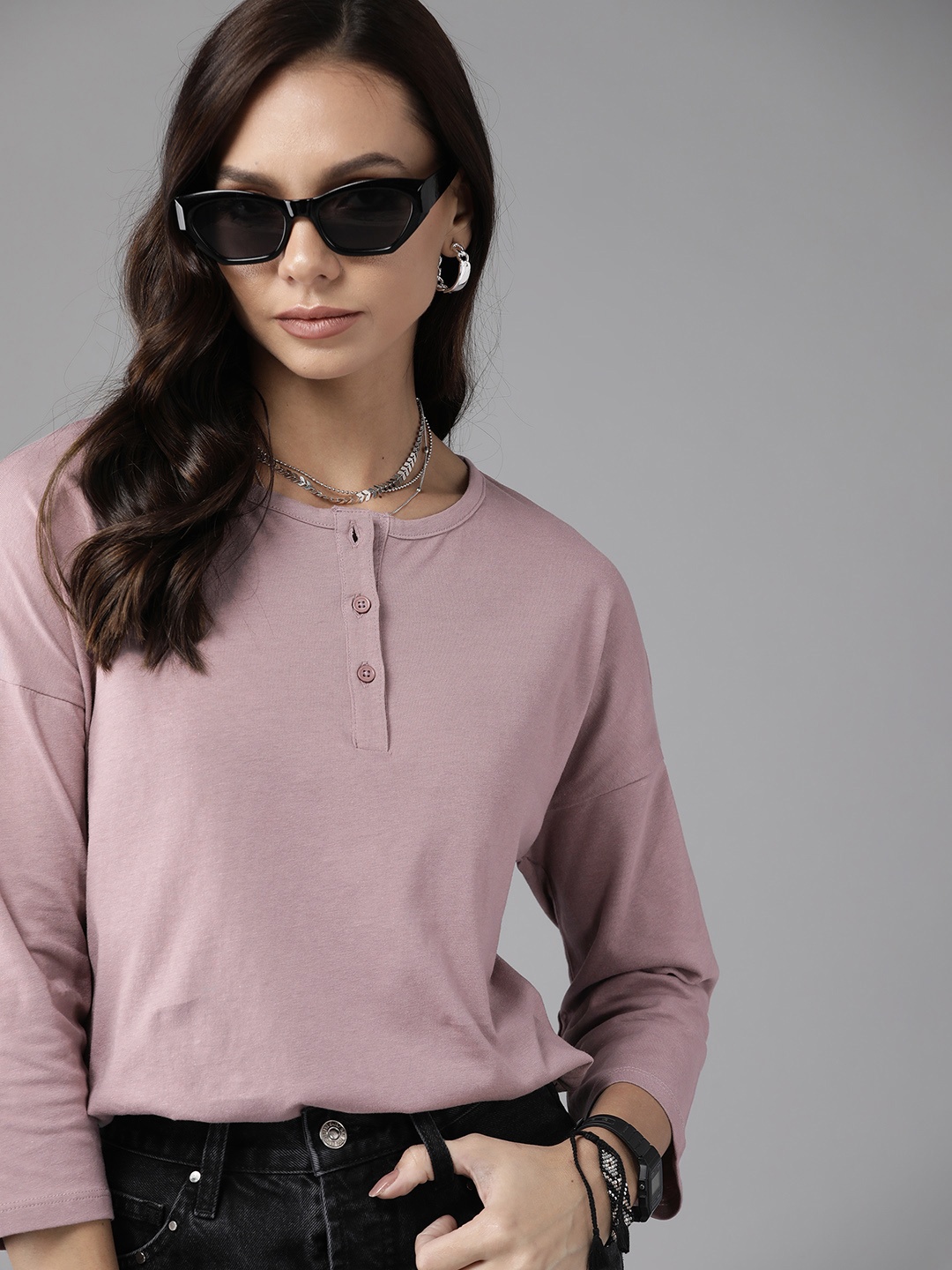 

Roadster Women Mauve Henley Neck Drop-Shoulder Sleeves Pure Cotton T-shirt