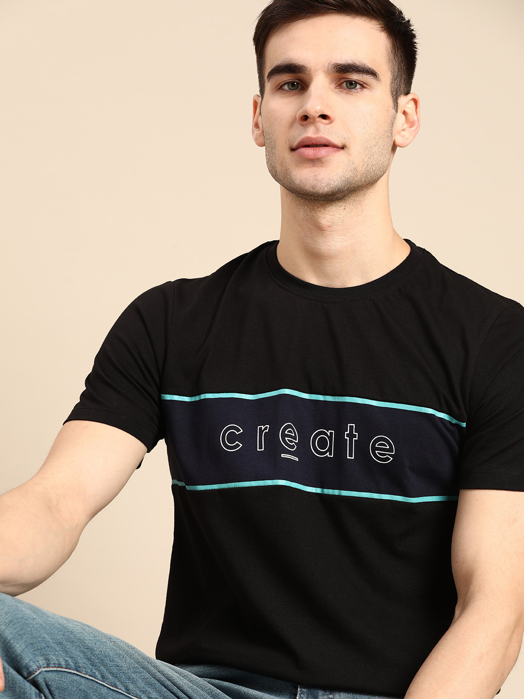 

ether Men Black & White Typography Printed Pure Cotton T-shirt