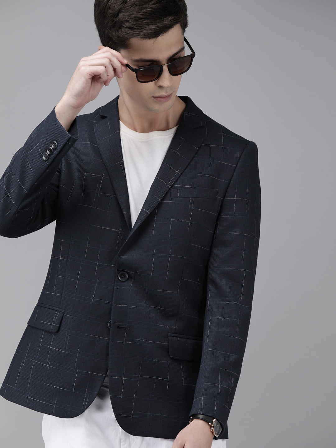 

Arrow New York Men Navy & White Slim Fit Self-Design Smart Casual Blazer, Navy blue