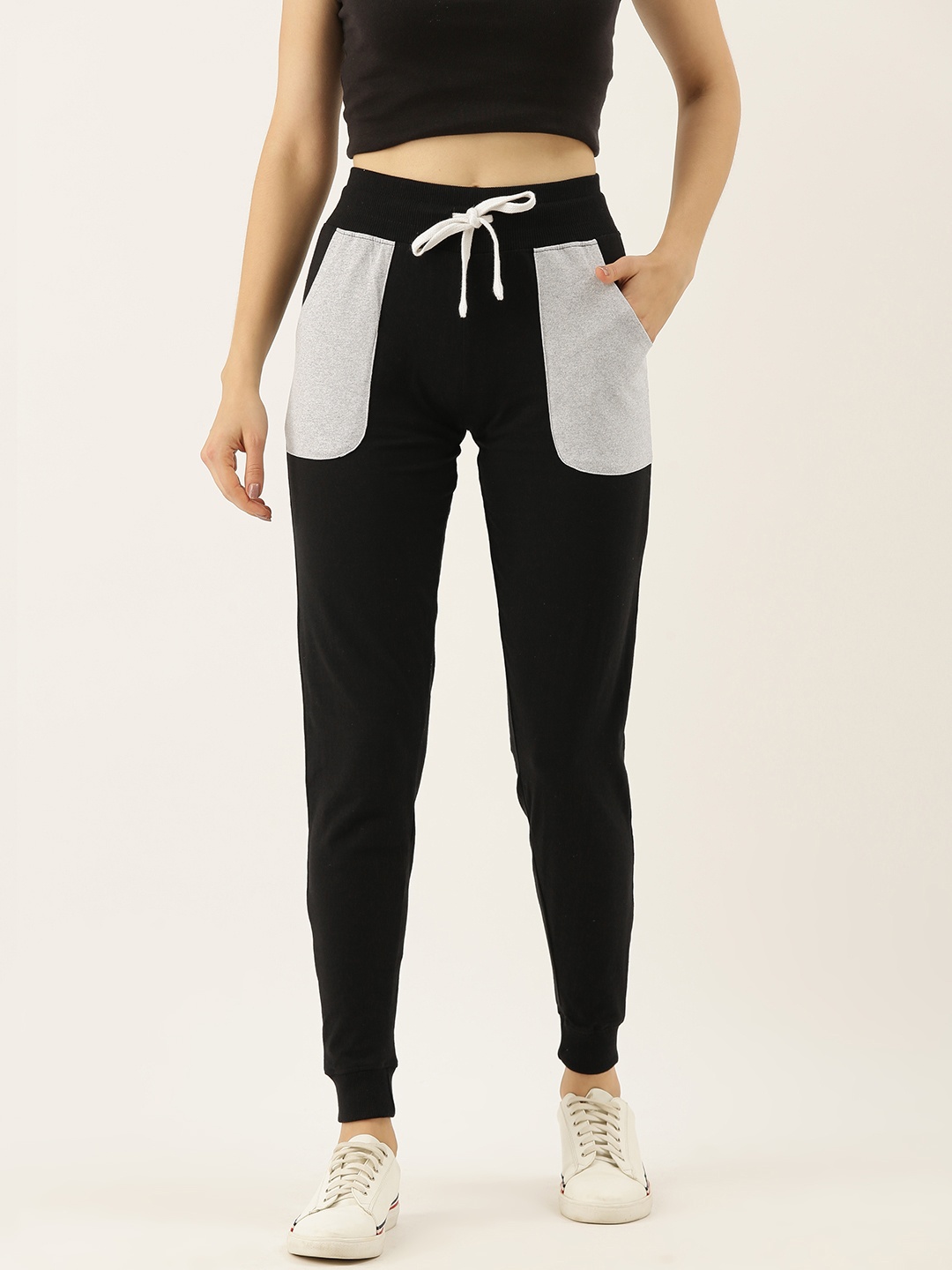 

Campus Sutra Women Black Solid Straight Fit Joggers