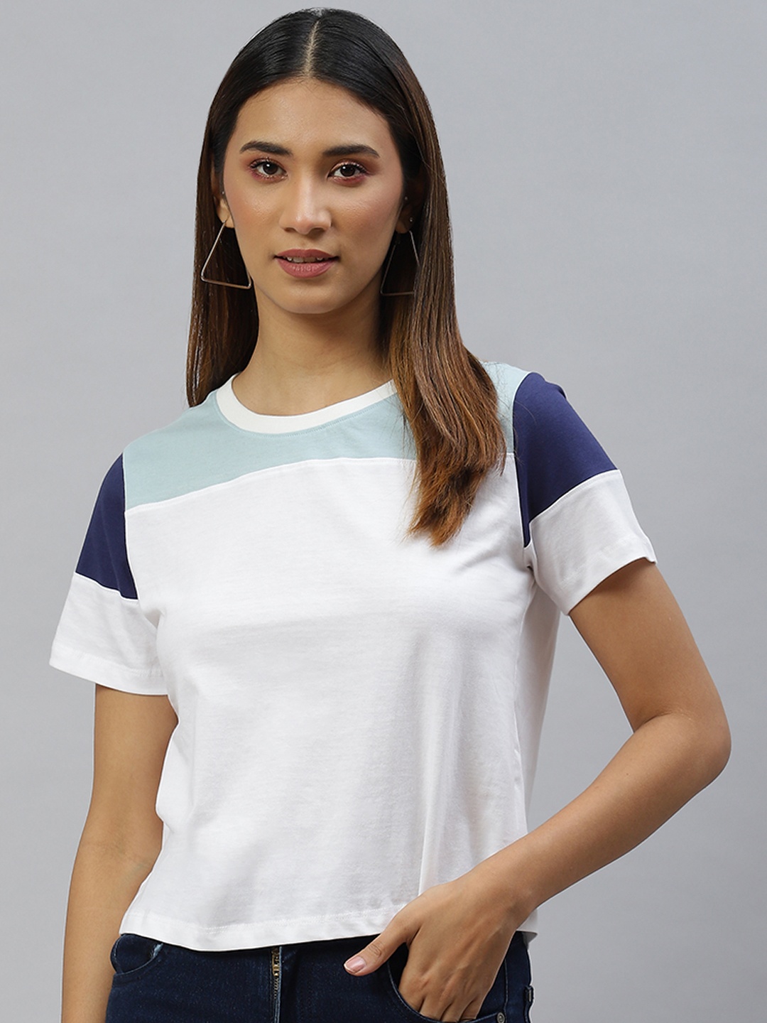 

Metronaut Women White & Blue Colourblocked Pure Cotton Boxy T-shirt