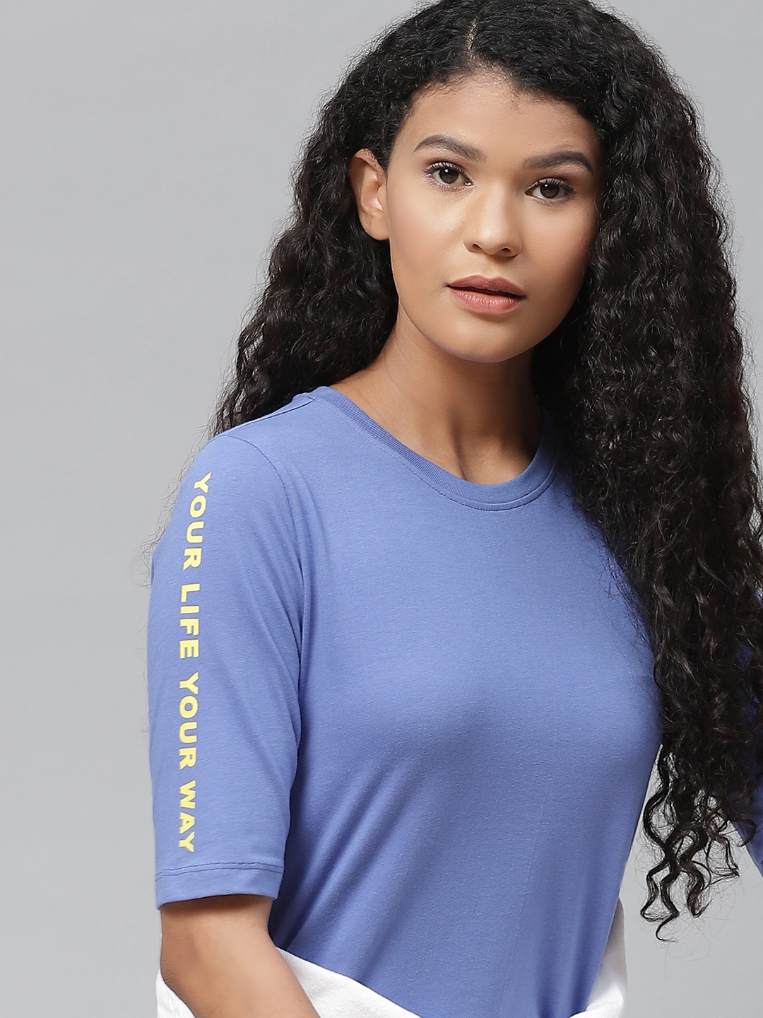 

Metronaut Women Blue Solid Round Neck Pure Cotton T-shirt