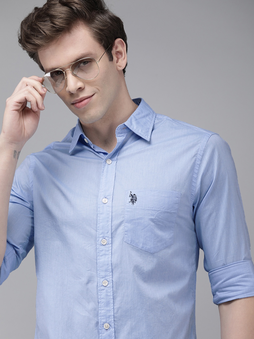 

U.S. Polo Assn. Men Blue Tailored Fit Solid Casual Shirt