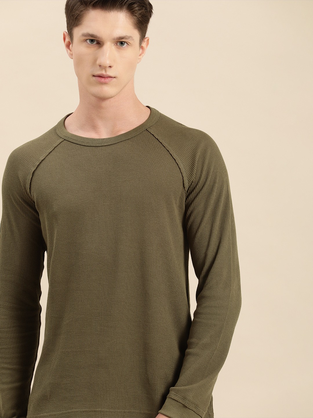 

ether Men Olive Green Self Design Round Neck Pure Cotton T-shirt