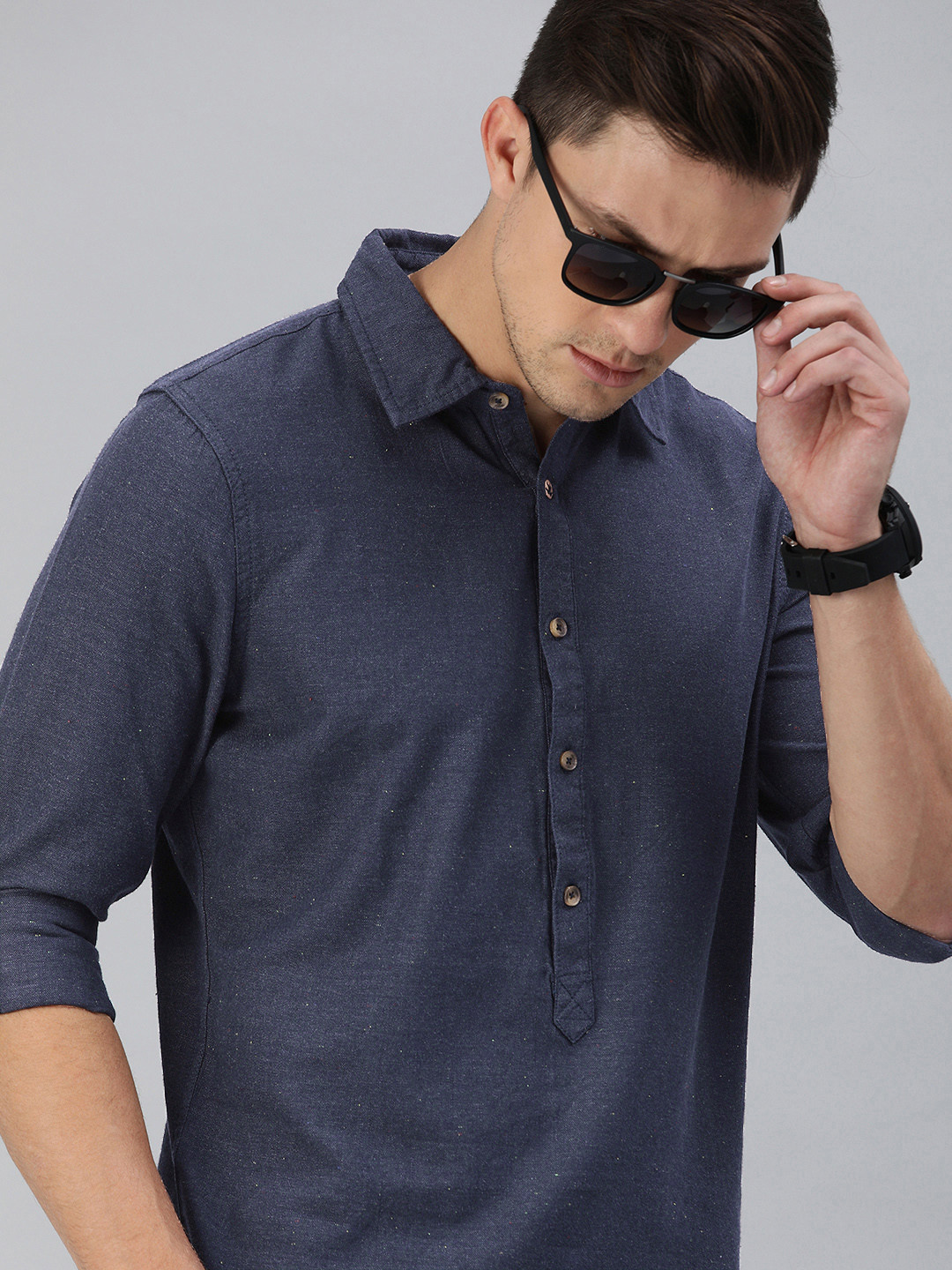 

WROGN Men Navy Blue Slim Fit Solid Casual Shirt