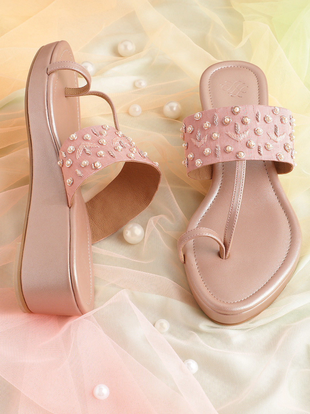 

House of Pataudi Women Dusty Pink & Off-White Beaded & Embellished Handcrafted Wedges