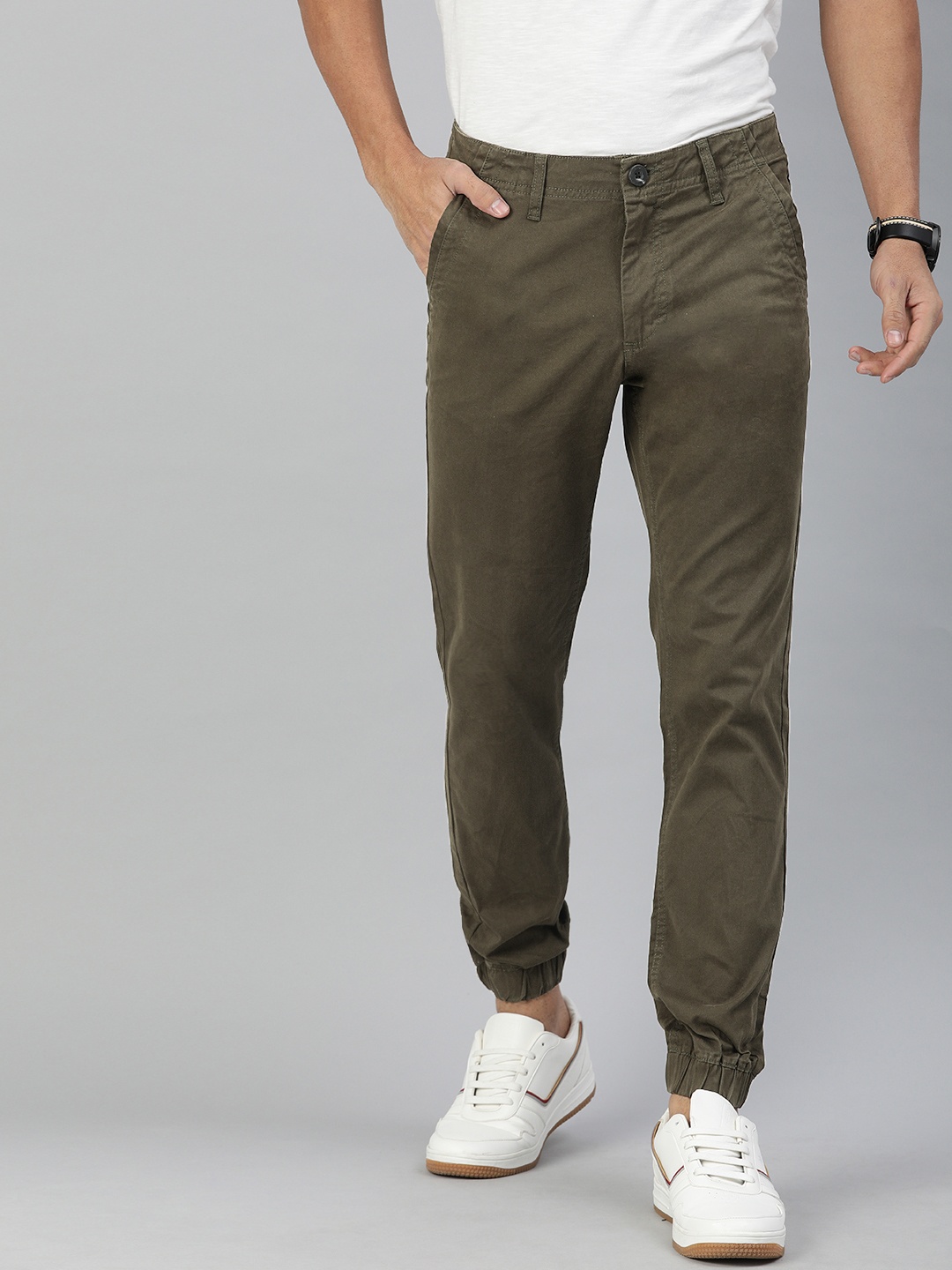 

WROGN Men Olive Green Regular Fit Solid Joggers