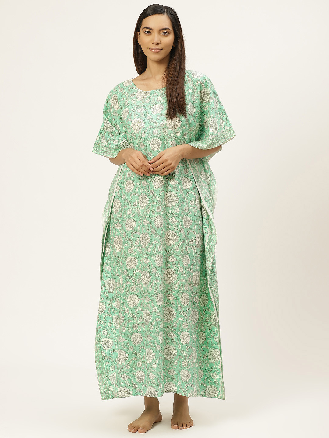 

Prakrti Green & White Cotton Handblock Print Kaftan Sustainable Nightdress