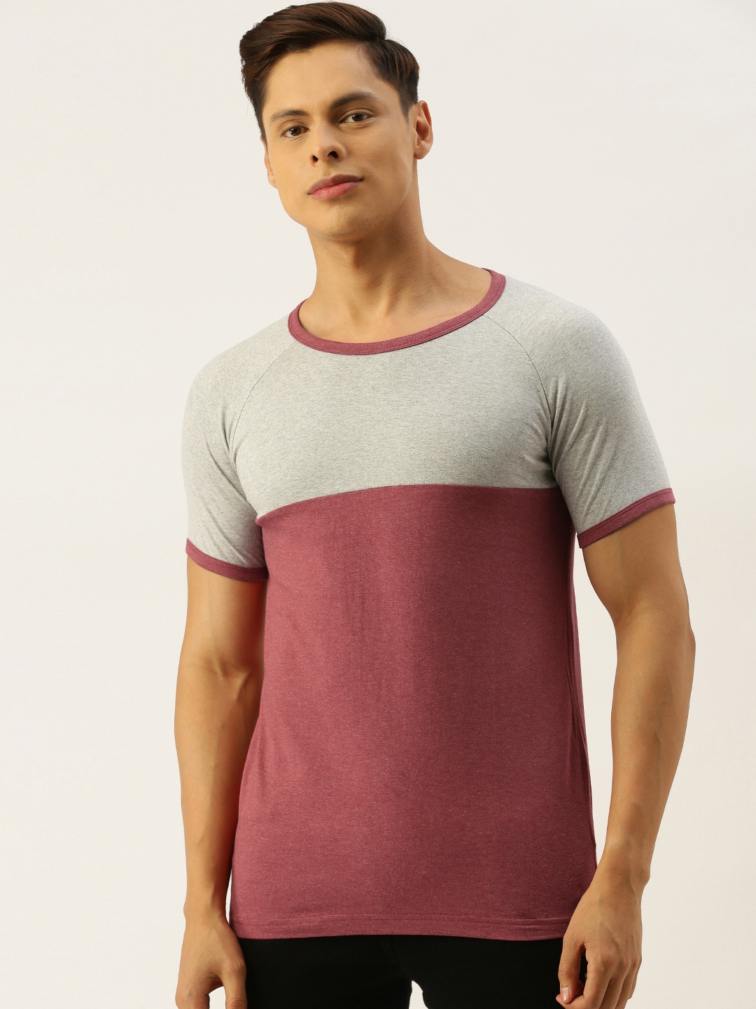 

Campus Sutra Men Grey Melange Maroon Colourblocked Pure Cotton Bio-Wash Pure Cotton T-shirt