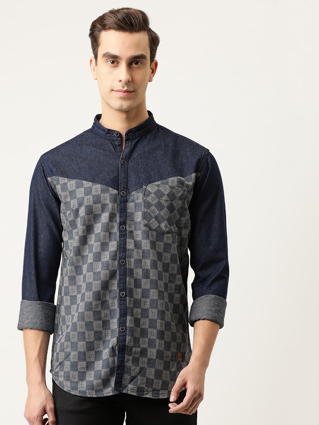 

Campus Sutra Men Blue Regular Fit Checked Casual Shirt