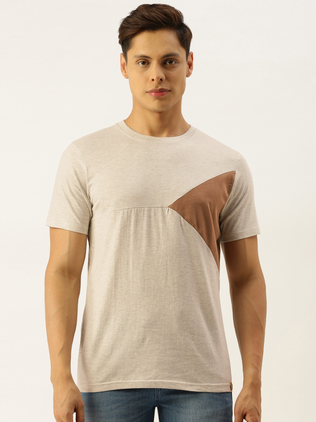 

Campus Sutra Men Off-White Bio Wash Pure Cotton Solid Round Neck T-shirt