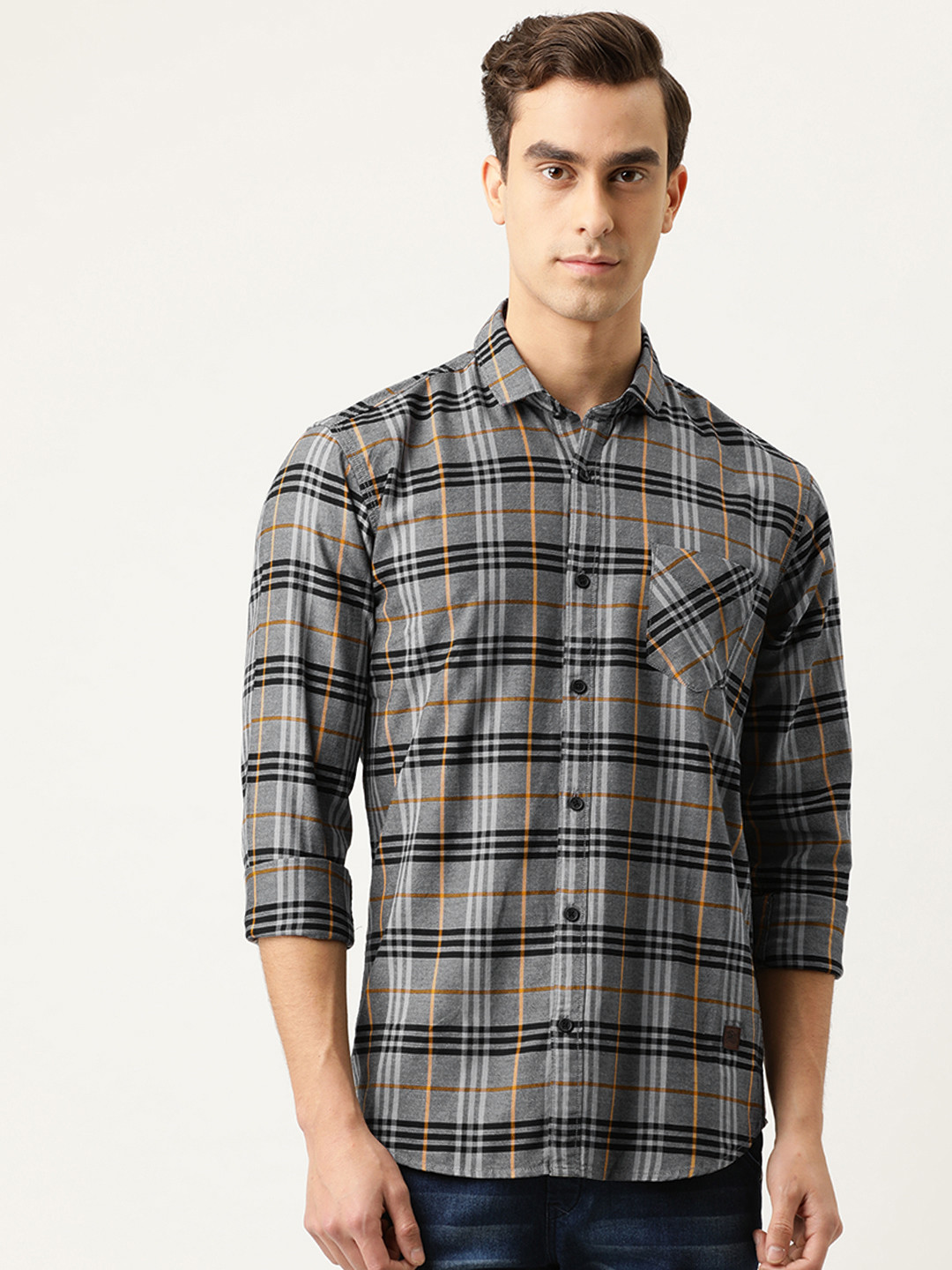 

Campus Sutra Men Grey & Black Regular Fit Checked Casual Shirt