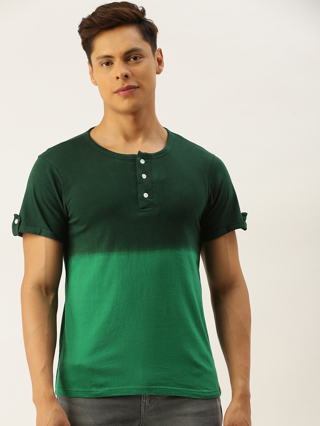 

Campus Sutra Men Green Ombre Dyed Bio Wash Henley Neck Pure Cotton T-shirt