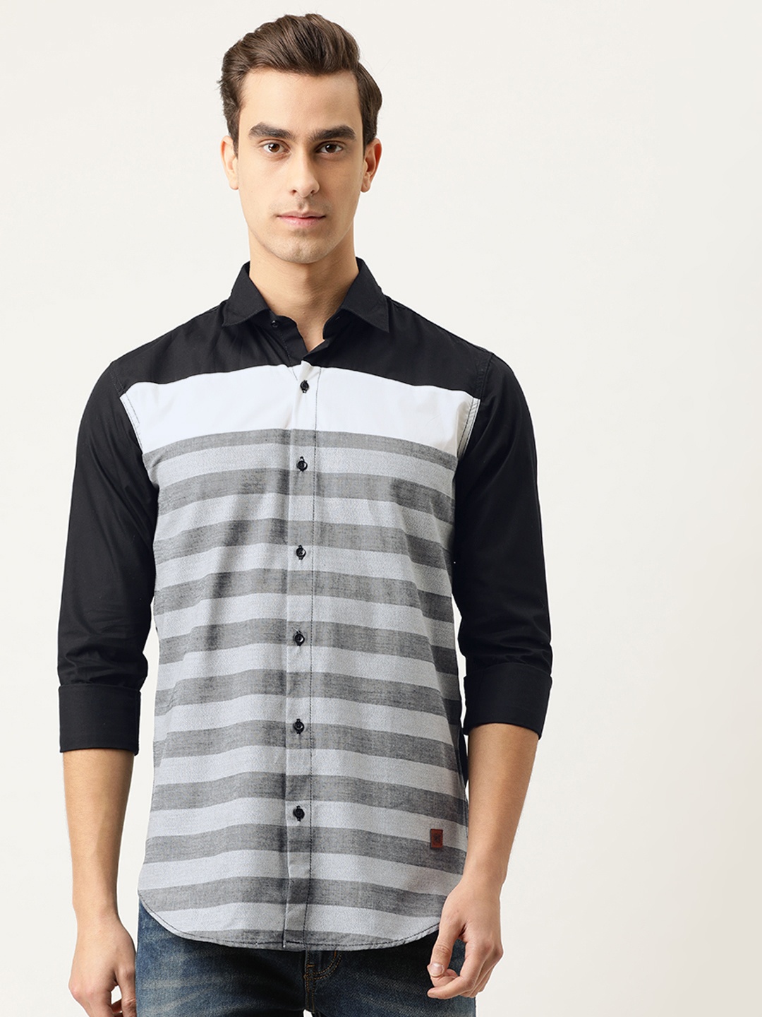 

Campus Sutra Men Black & Grey Regular Fit Colourblocked Casual Shirt