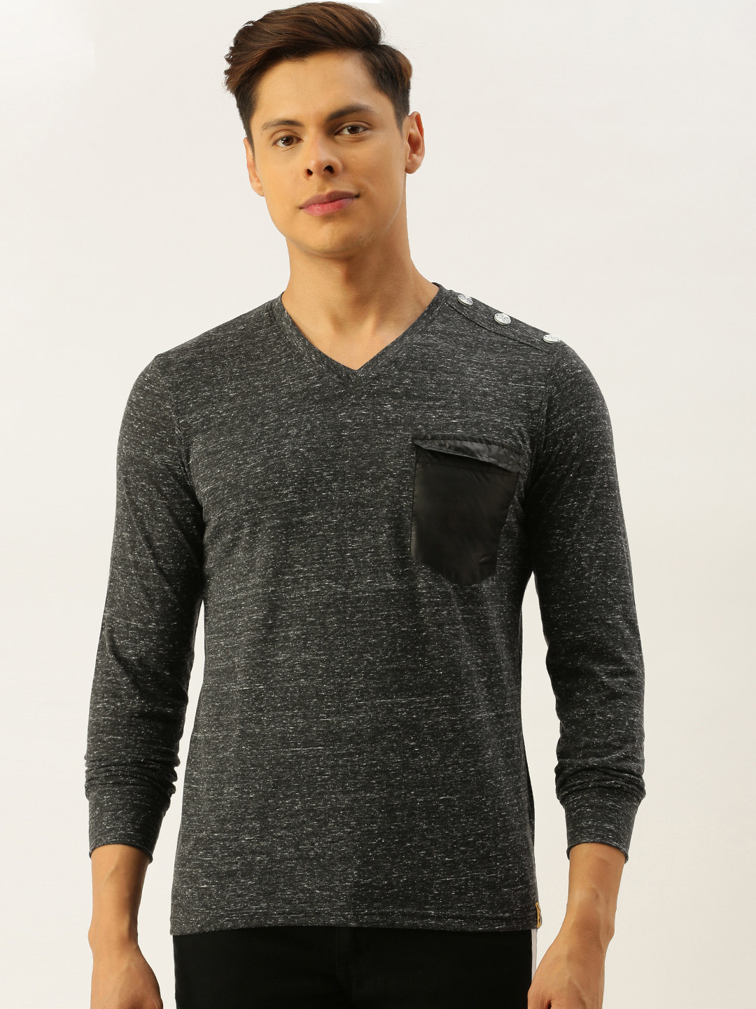 

Campus Sutra Men Charcoal Grey Solid V-Neck Pure Cotton Bio-Wash Pure Cotton T-shirt