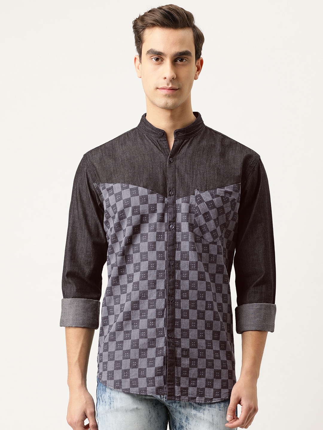 

Campus Sutra Men Grey Regular Fit Checked Casual Shirt