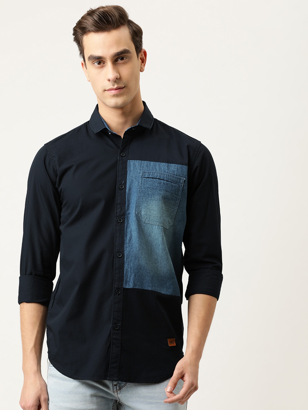 

Campus Sutra Men Blue Regular Fit Colourblocked Casual Shirt