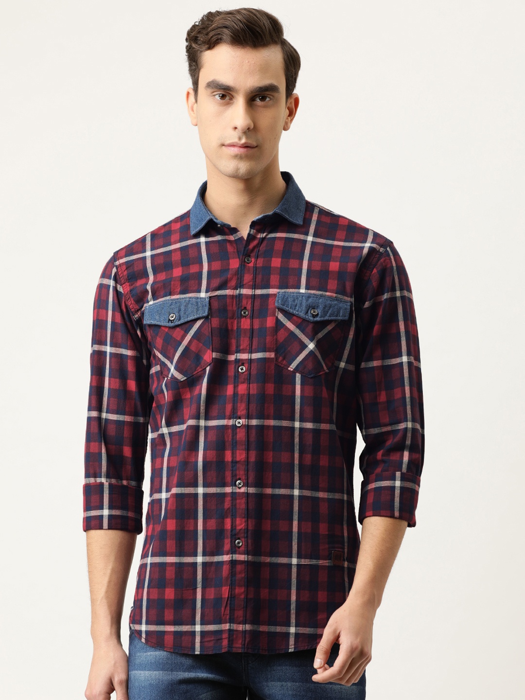 

Campus Sutra Men Maroon & Navy Blue Regular Fit Checked Casual Shirt