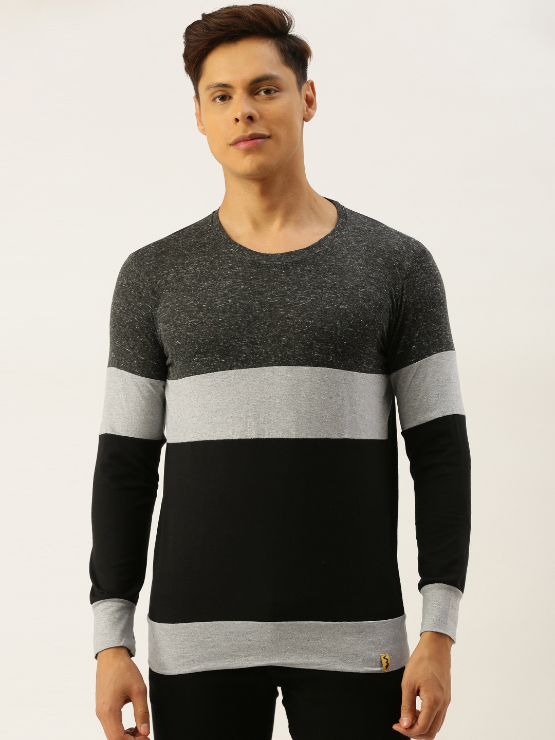 

Campus Sutra Men Black Grey Colourblocked Round Neck Pure Cotton Bio-Wash Pure Cotton T-shirt