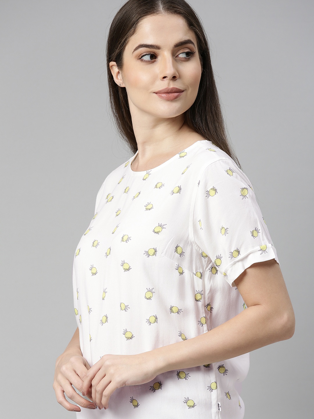 

Levis White & Yellow Printed Regular Top