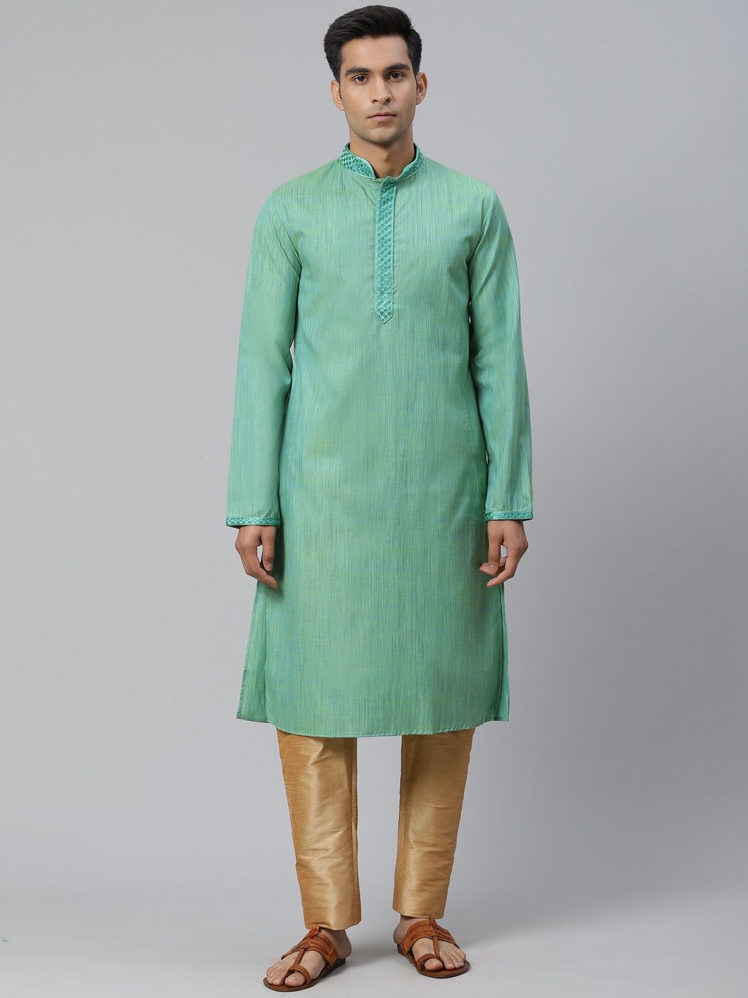 

Manthan Men Green & Blue Woven Design Straight Kurta