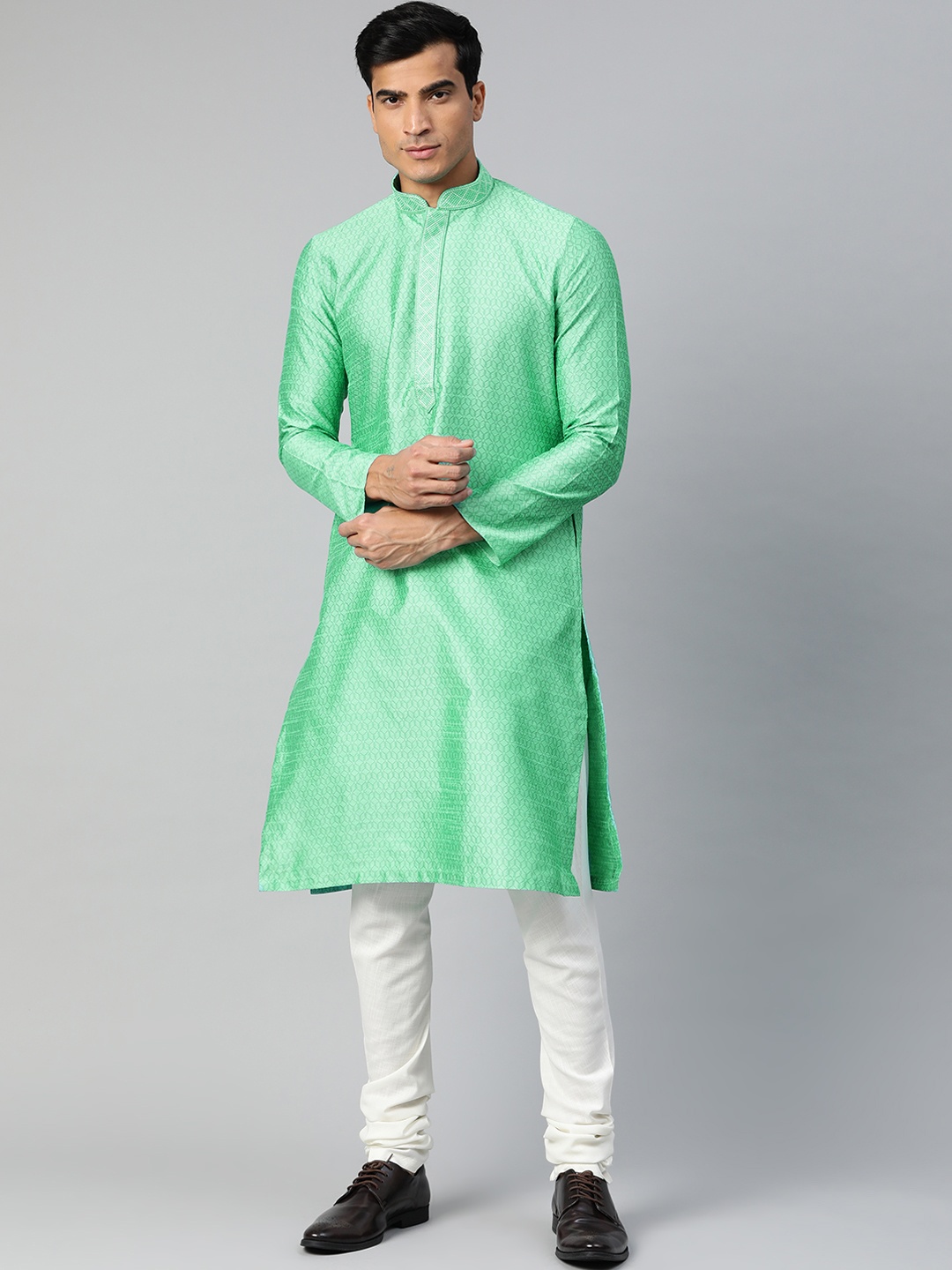

Manthan Men Green Woven Design Straight Kurta