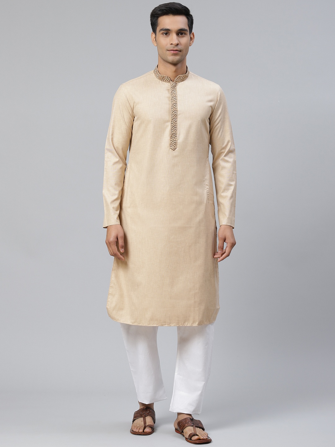 

Manthan Men Beige Solid Straight Kurta