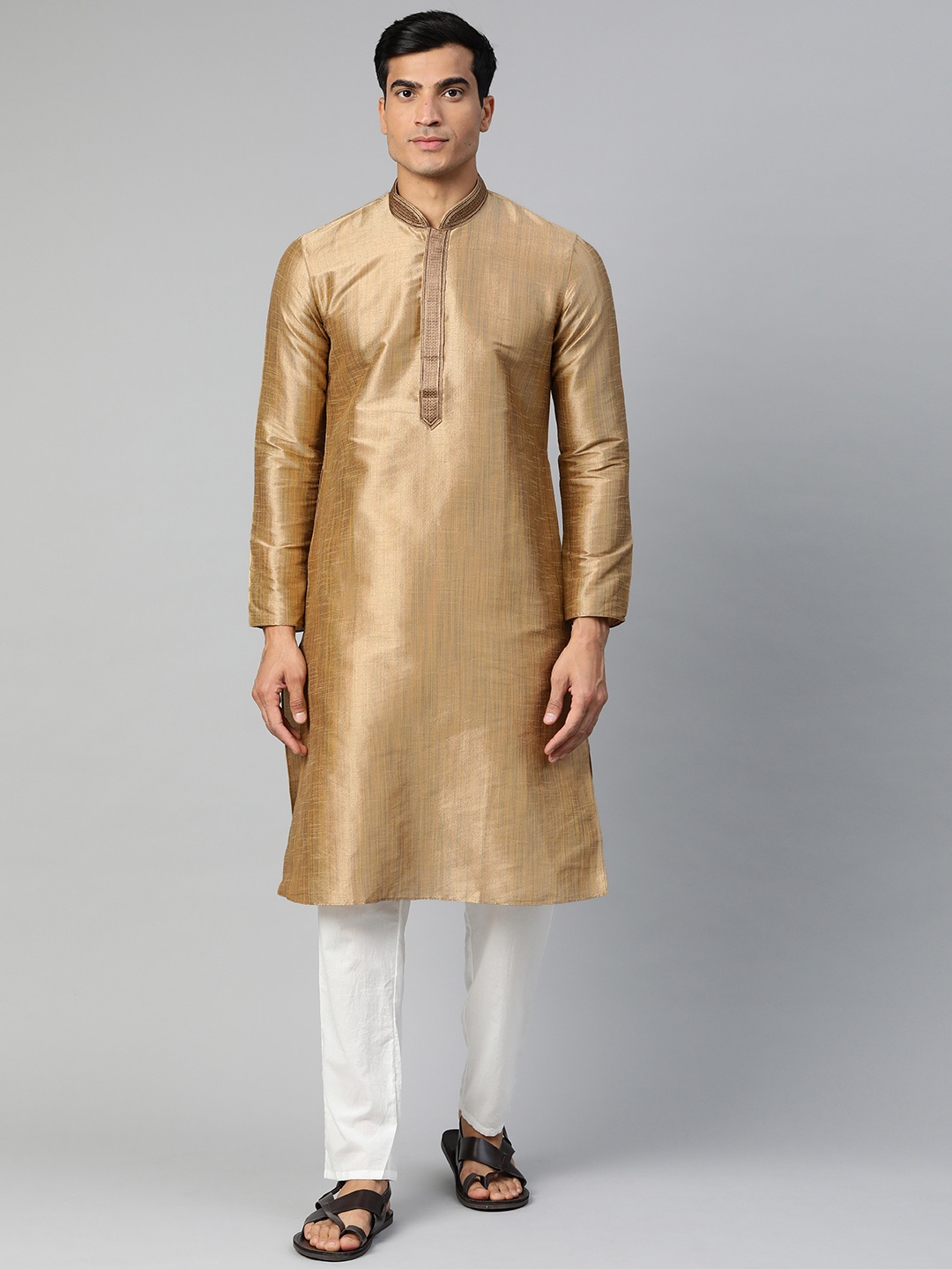 

Manthan Men Beige Solid Straight Kurta