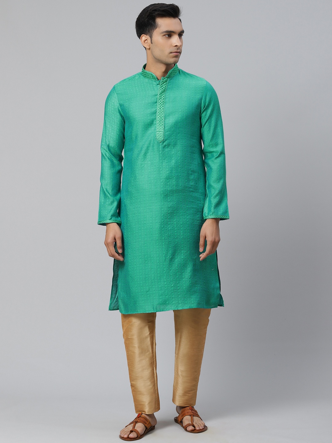 

Manthan Men Green Woven Design Straight Kurta