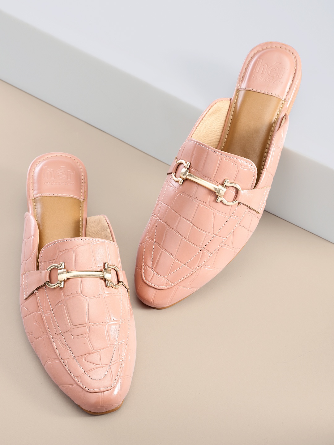 

her by invictus Women Peach-Coloured Croc Textured Mules