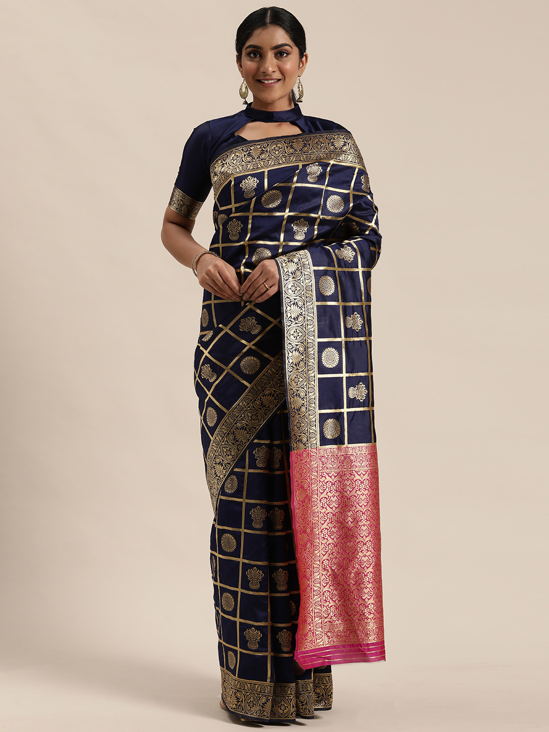 

Mitera Navy Blue & Gold-Toned Checked Patola Saree