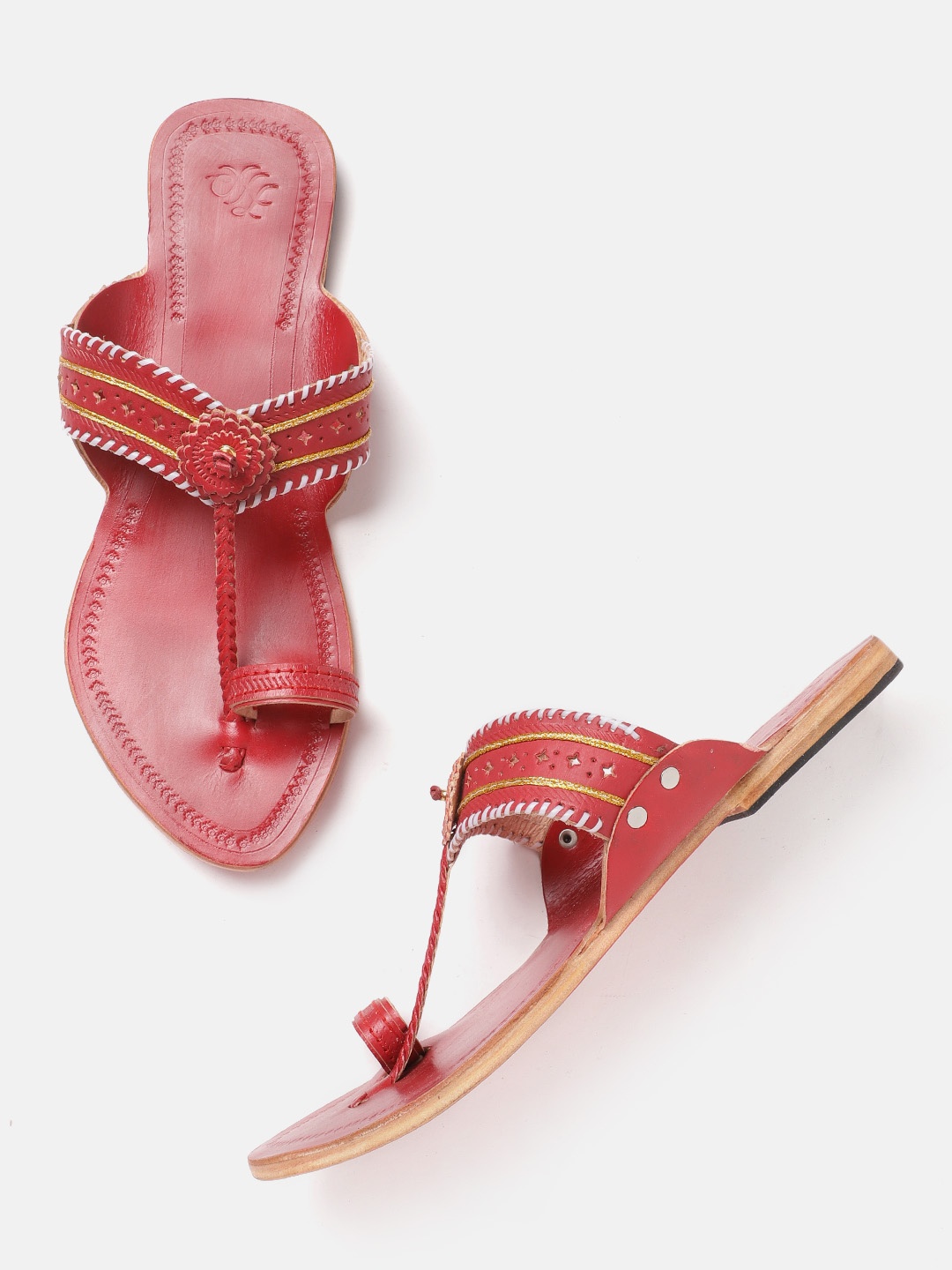 

House of Pataudi Women Red Textured Handcrafted One Toe Flats with Laser Cut Detail