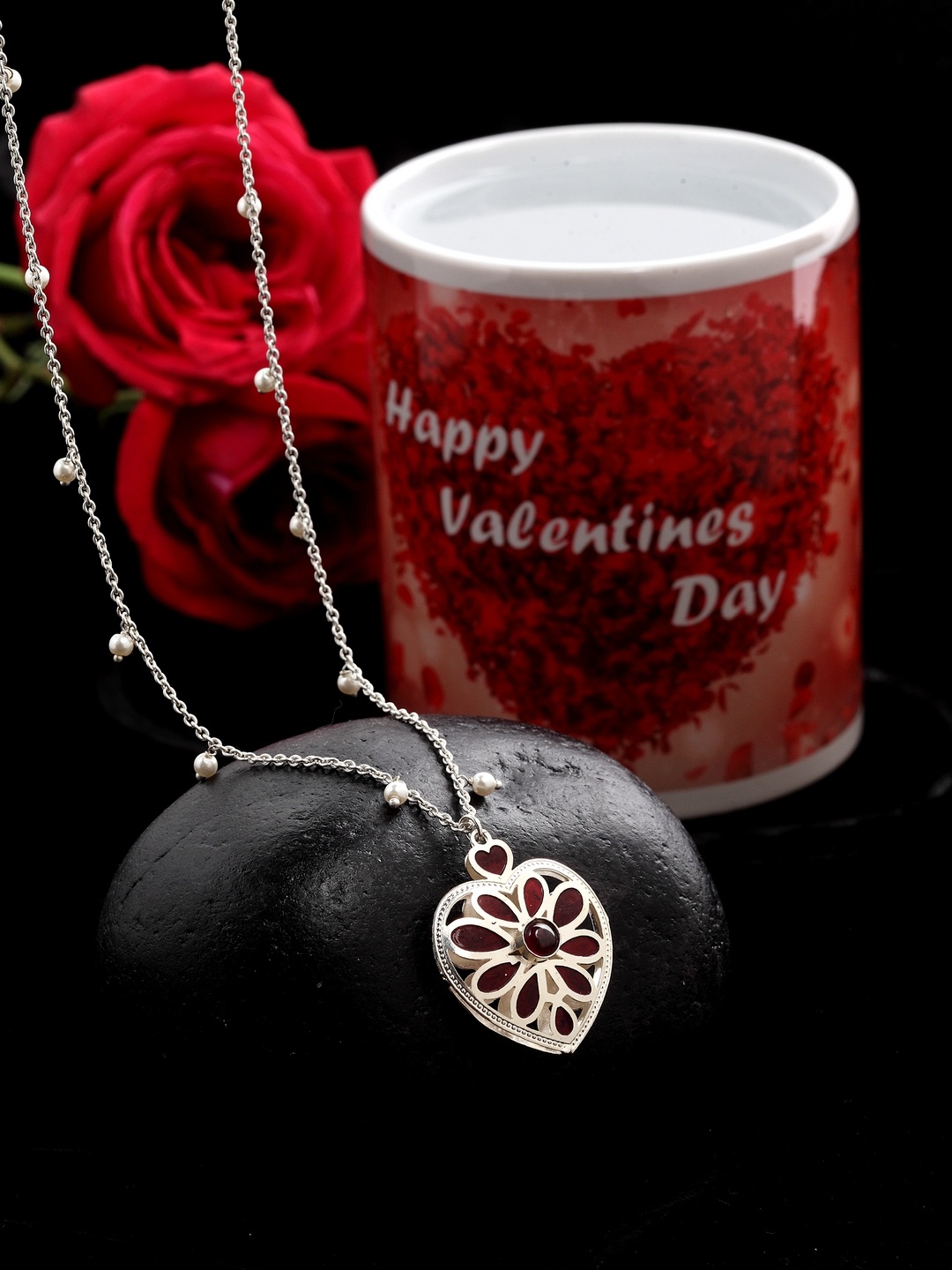 

VOGUE PANASH Silver-Plated & Red Handcrafted Heart-Shaped Pendant with Magic Valentine Mug