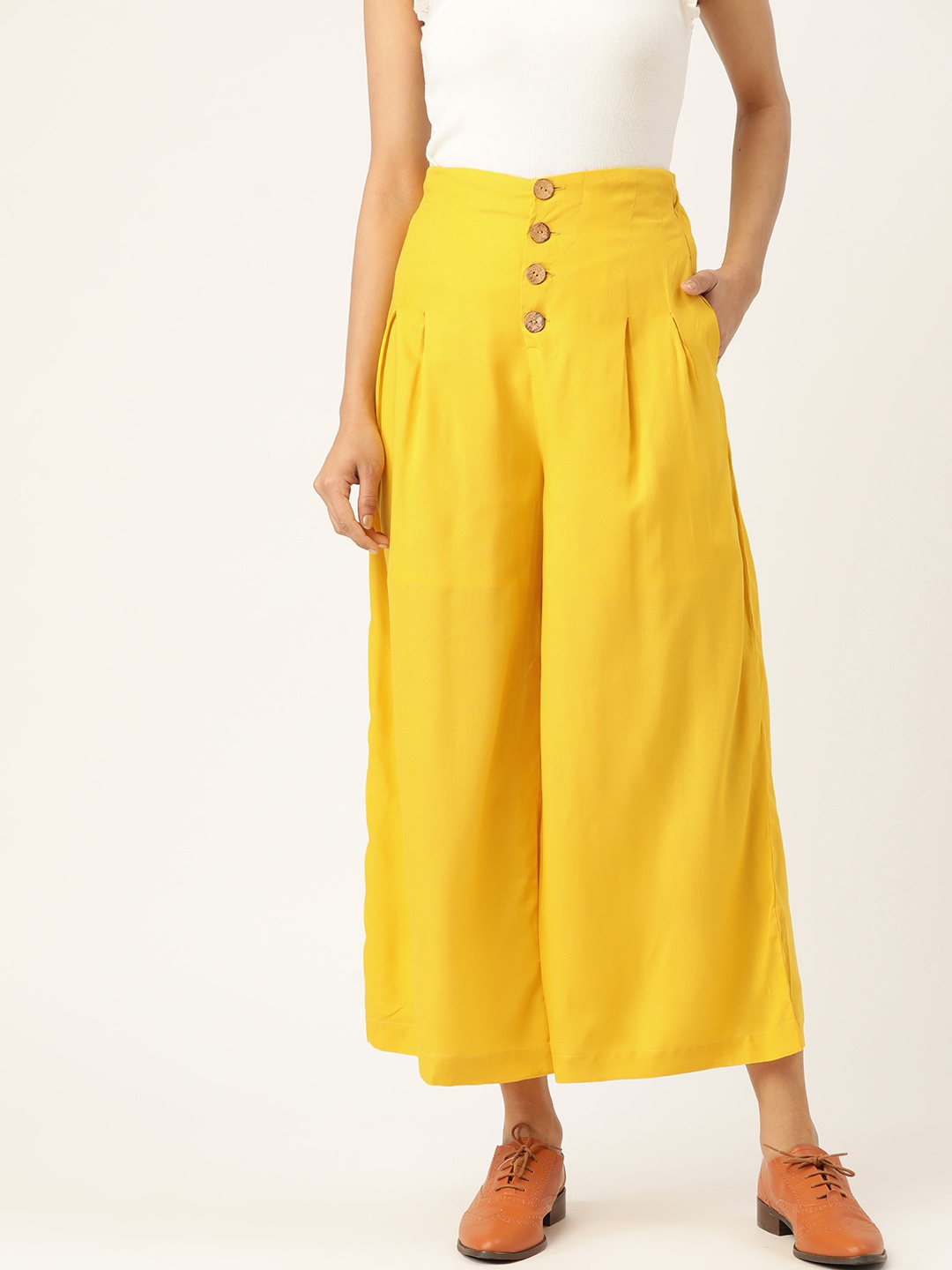 

Shae by SASSAFRAS Women Yellow Regular Fit Solid Cropped Parallel Trousers