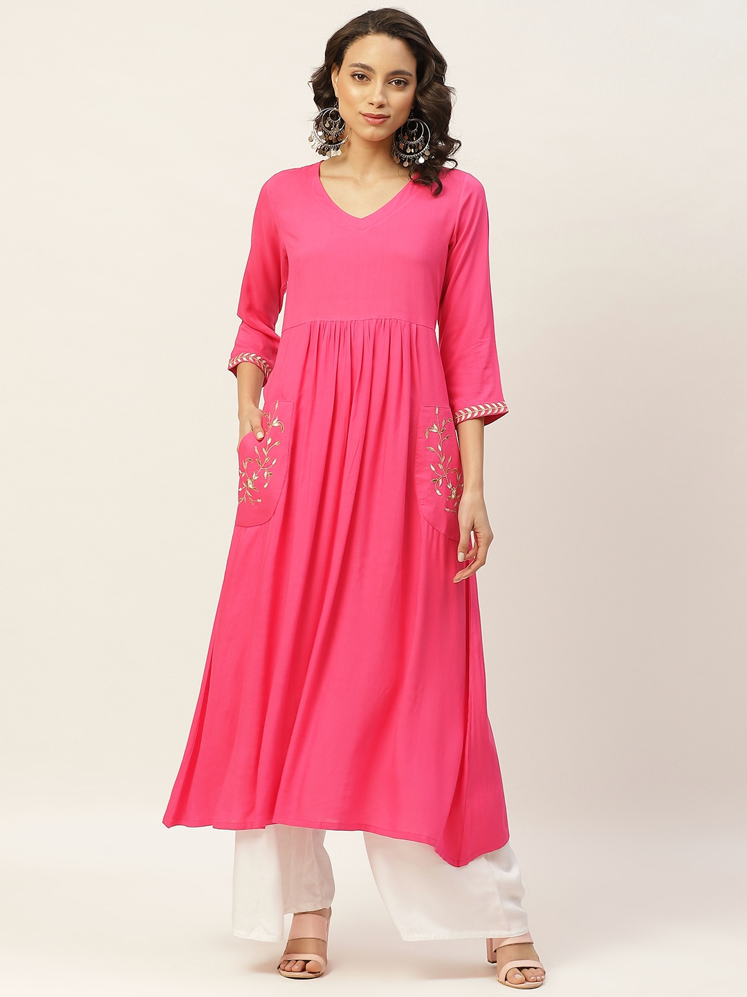 

Shae by SASSAFRAS Women Pink Thread Work A-Line Kurta