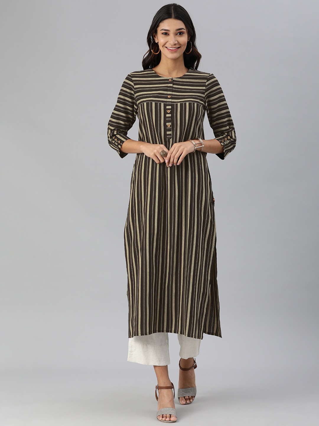 

KSUT Women Beige & Black Striped Straight Kurta